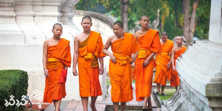 راهبان معبد در تایلند