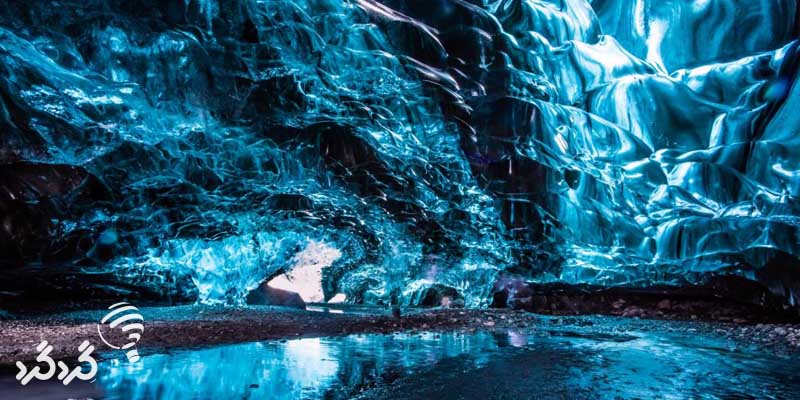 غار یخچالی در ایسلند